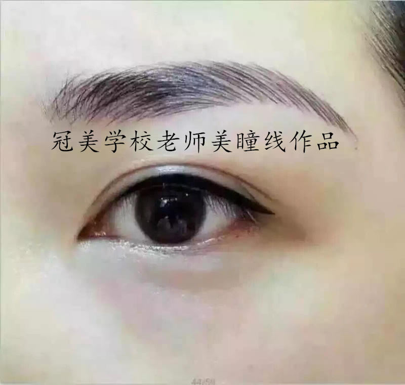 ͫ